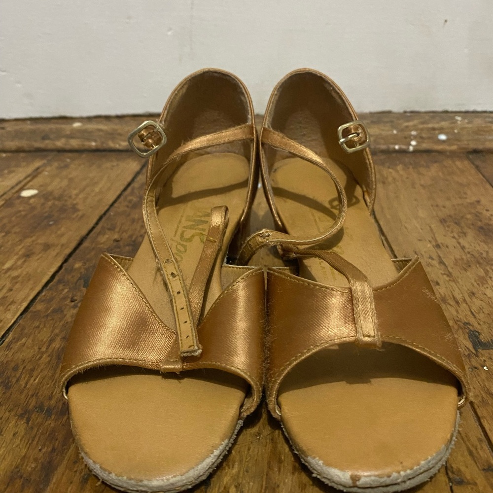 Ballroom Bronze Heel